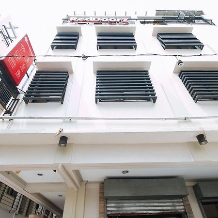 RedDoorz near Pasay Taft Otel Dış mekan fotoğraf