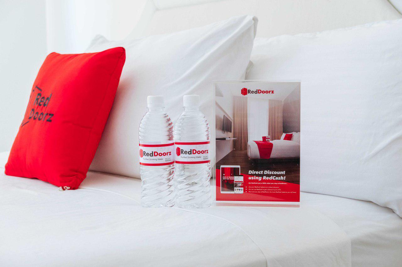 RedDoorz near Pasay Taft Otel Dış mekan fotoğraf