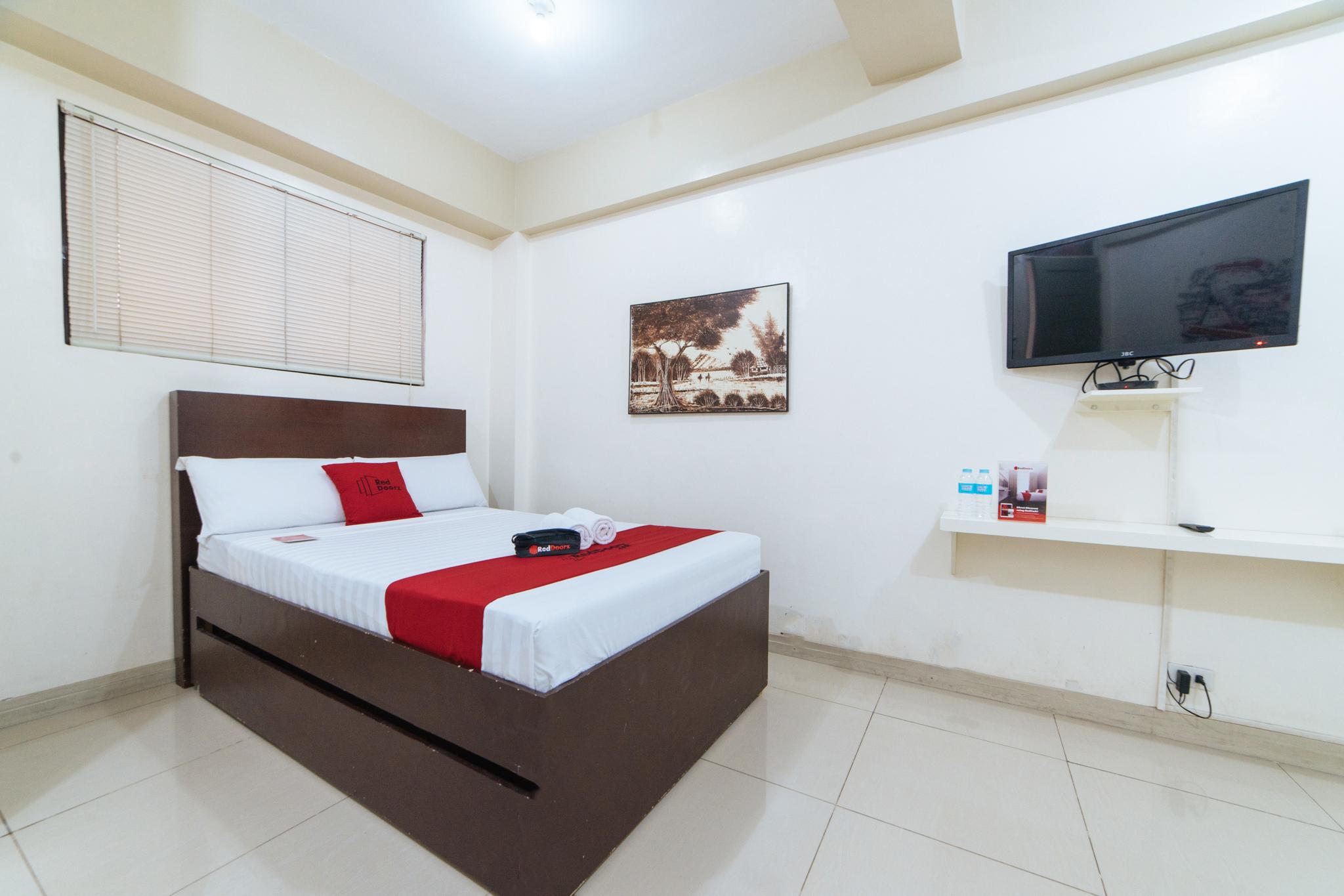 RedDoorz near Pasay Taft Otel Dış mekan fotoğraf