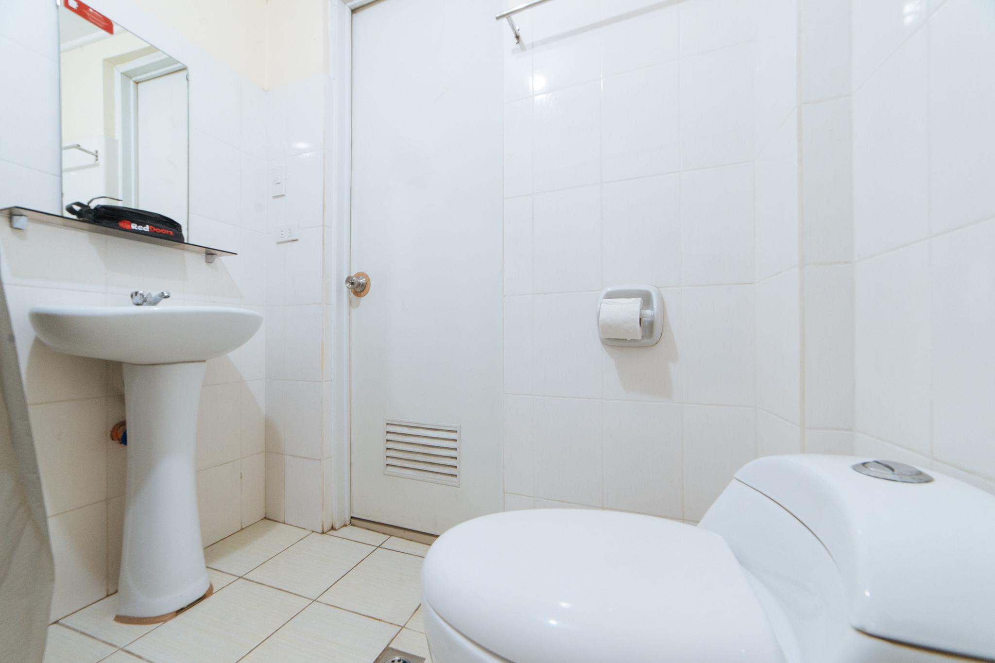 RedDoorz near Pasay Taft Otel Dış mekan fotoğraf