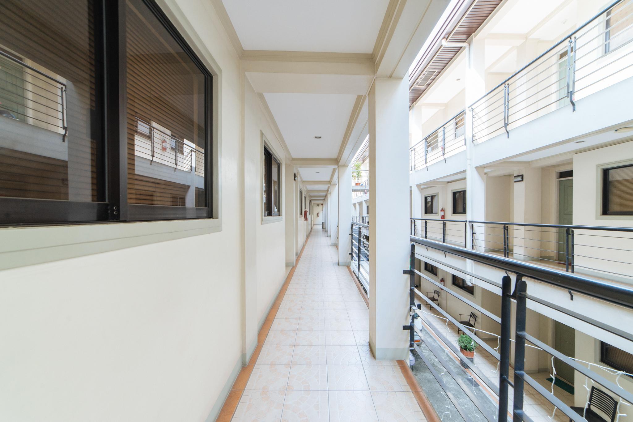 RedDoorz near Pasay Taft Otel Dış mekan fotoğraf