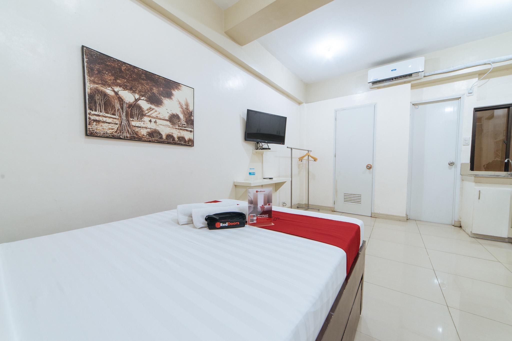 RedDoorz near Pasay Taft Otel Dış mekan fotoğraf