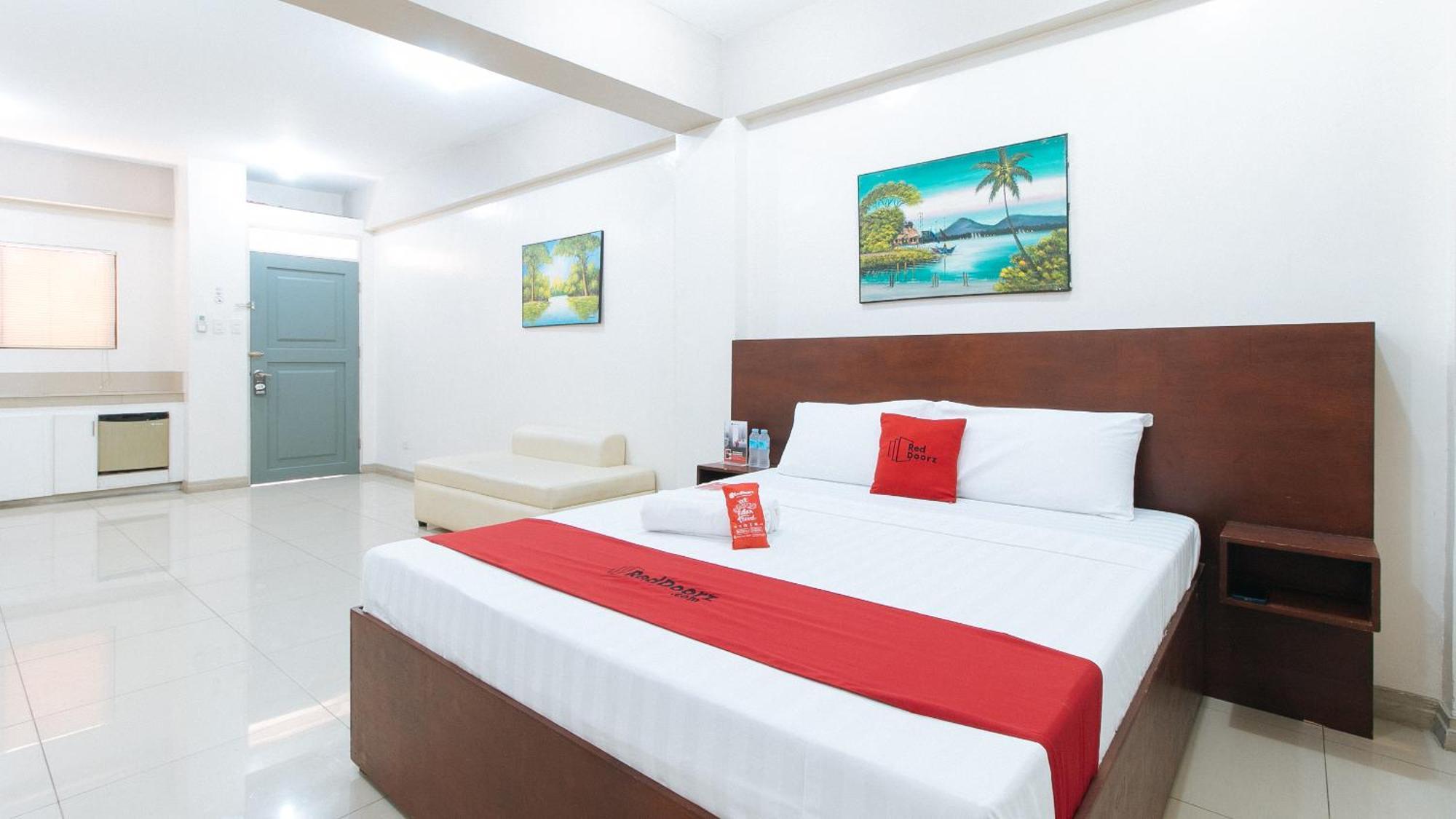 RedDoorz near Pasay Taft Otel Dış mekan fotoğraf