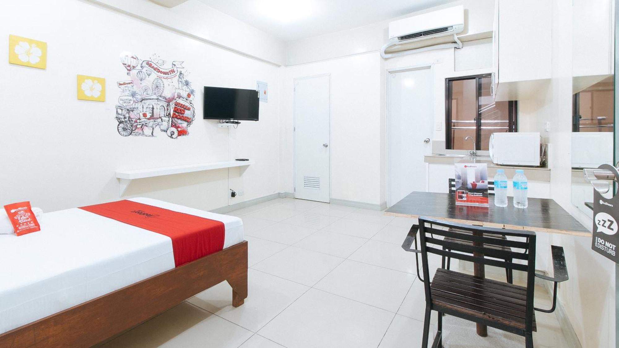 RedDoorz near Pasay Taft Otel Dış mekan fotoğraf