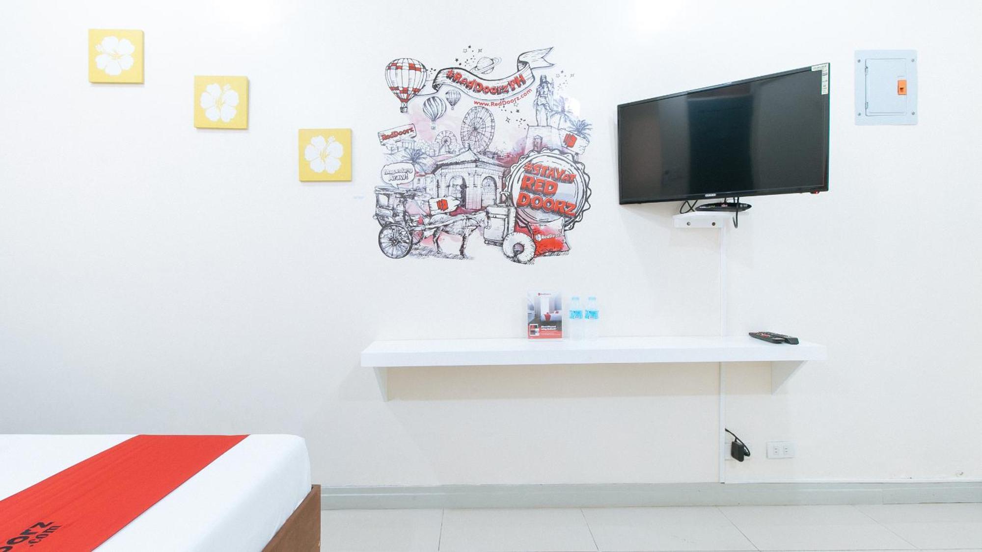 RedDoorz near Pasay Taft Otel Dış mekan fotoğraf