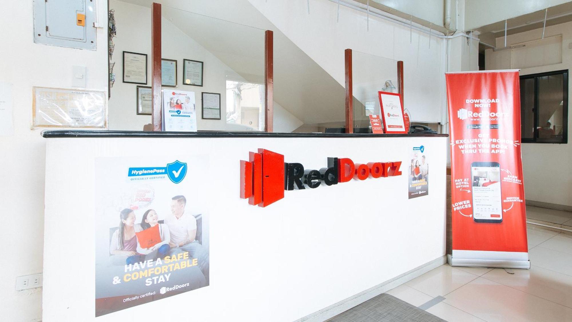 RedDoorz near Pasay Taft Otel Dış mekan fotoğraf