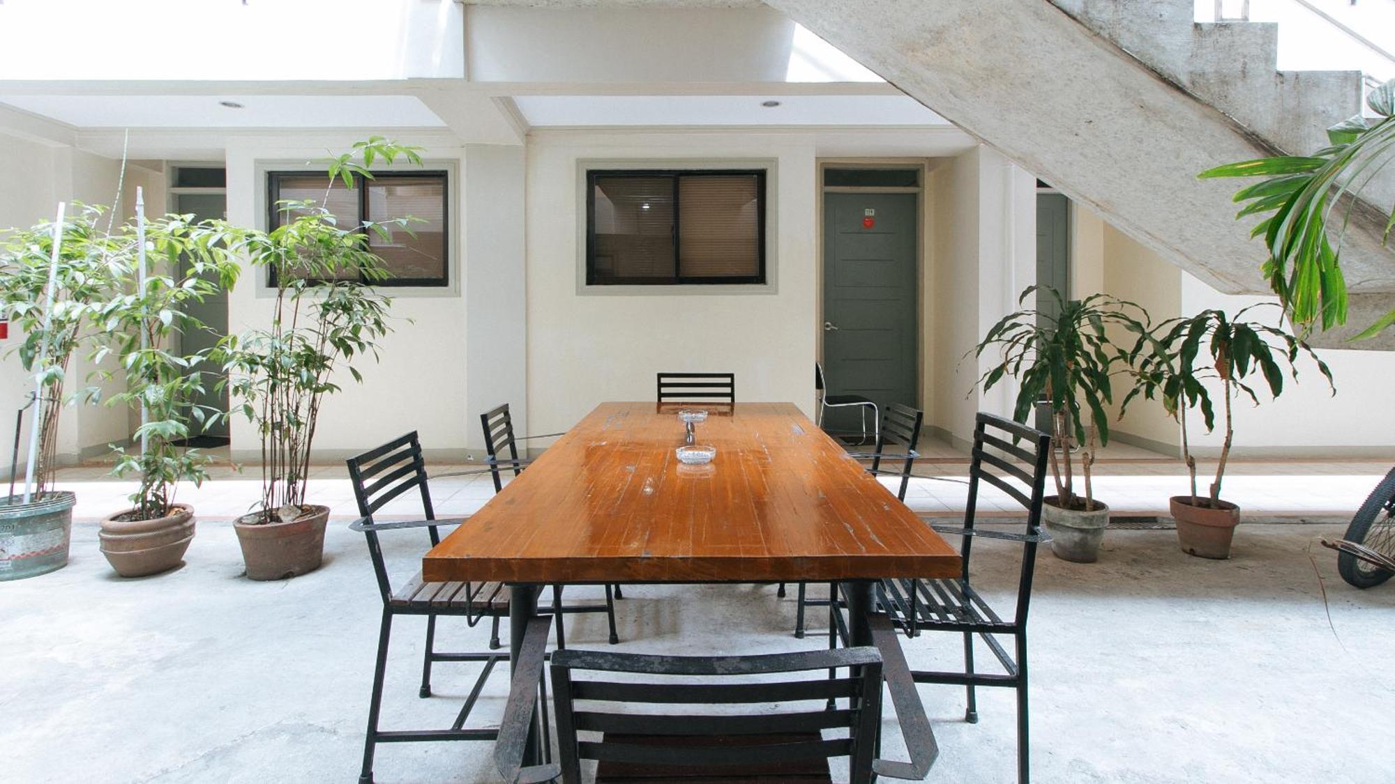 RedDoorz near Pasay Taft Otel Dış mekan fotoğraf