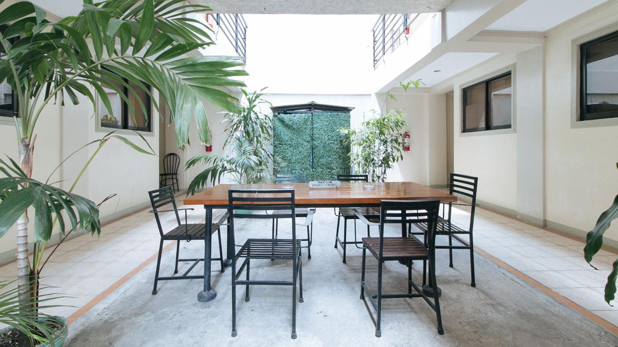 RedDoorz near Pasay Taft Otel Dış mekan fotoğraf