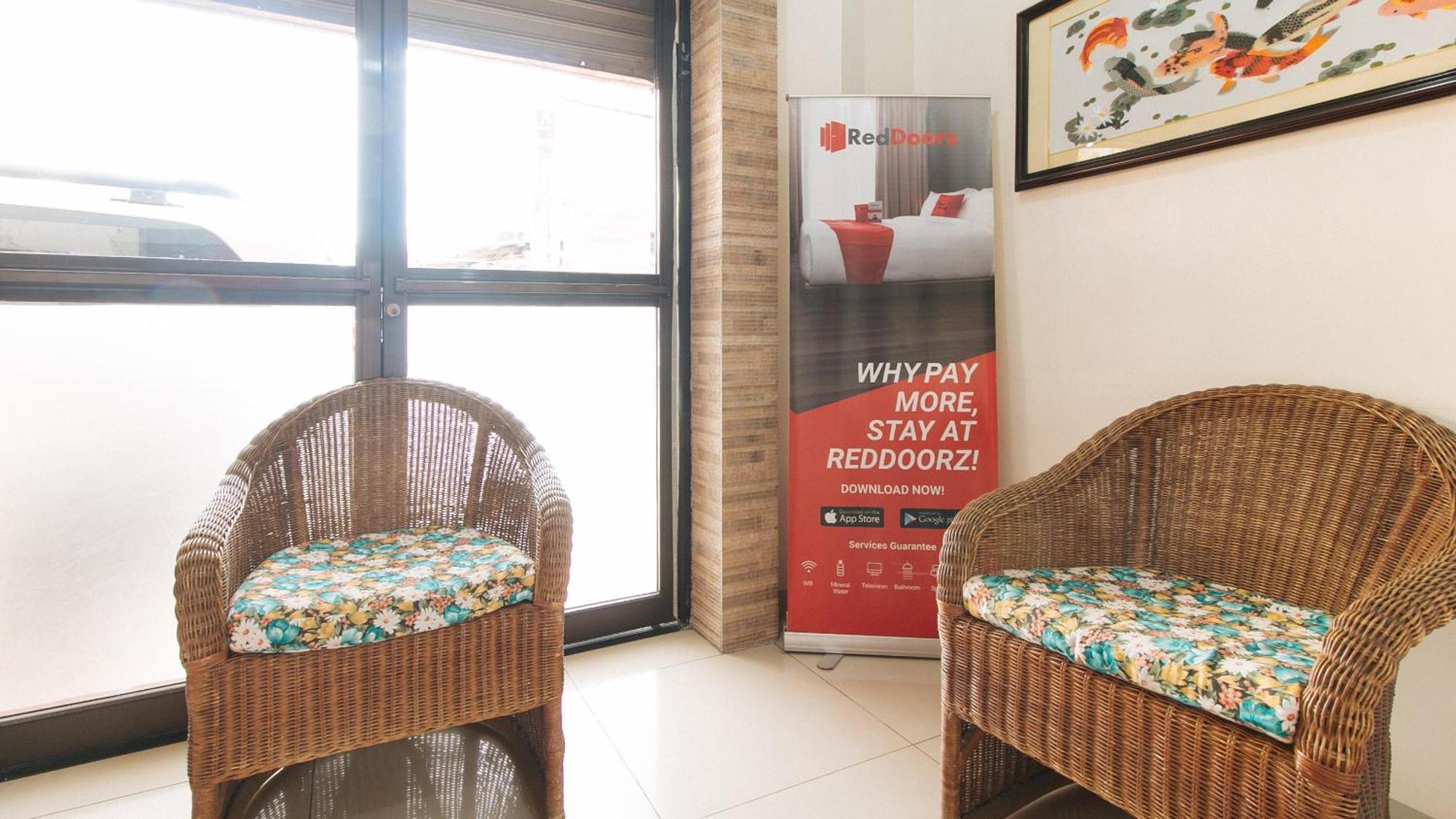 RedDoorz near Pasay Taft Otel Dış mekan fotoğraf
