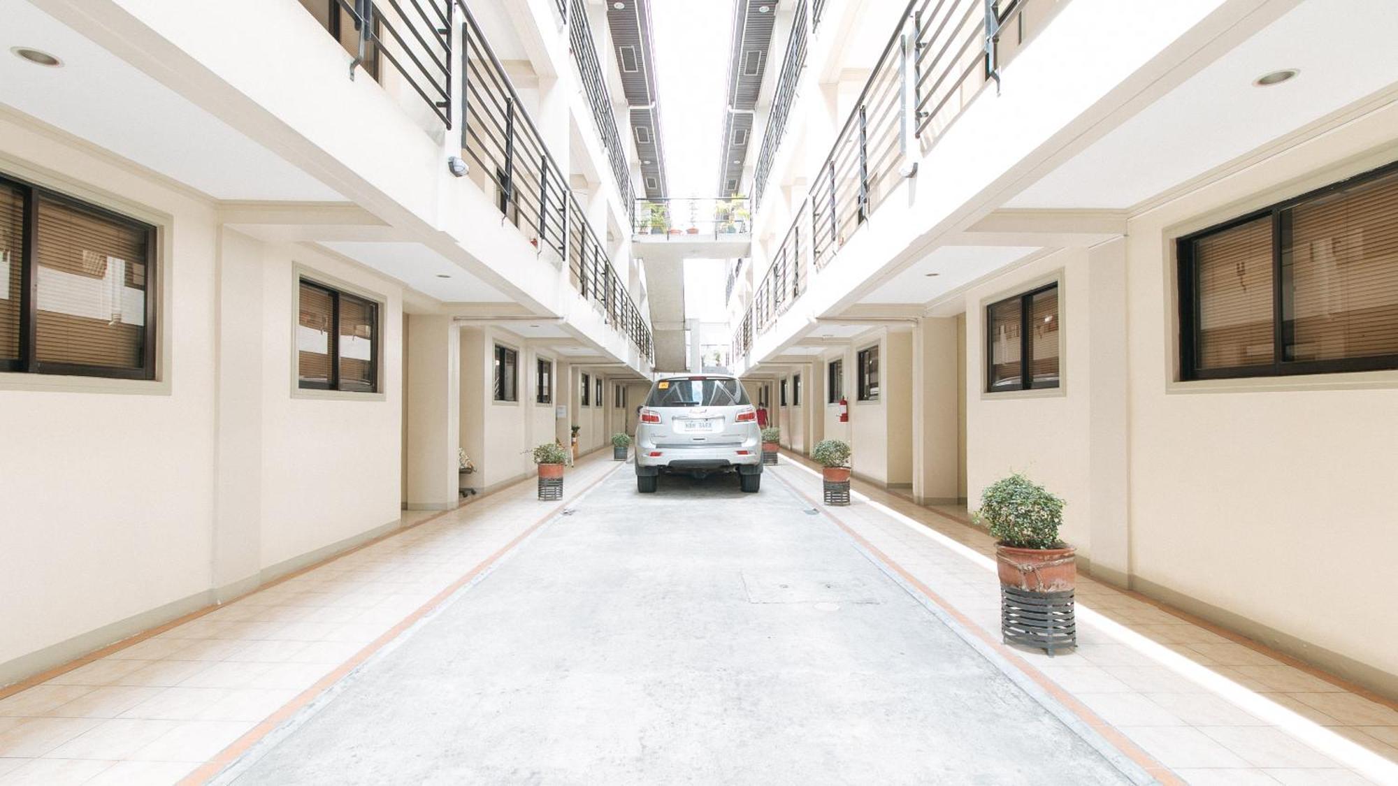 RedDoorz near Pasay Taft Otel Dış mekan fotoğraf