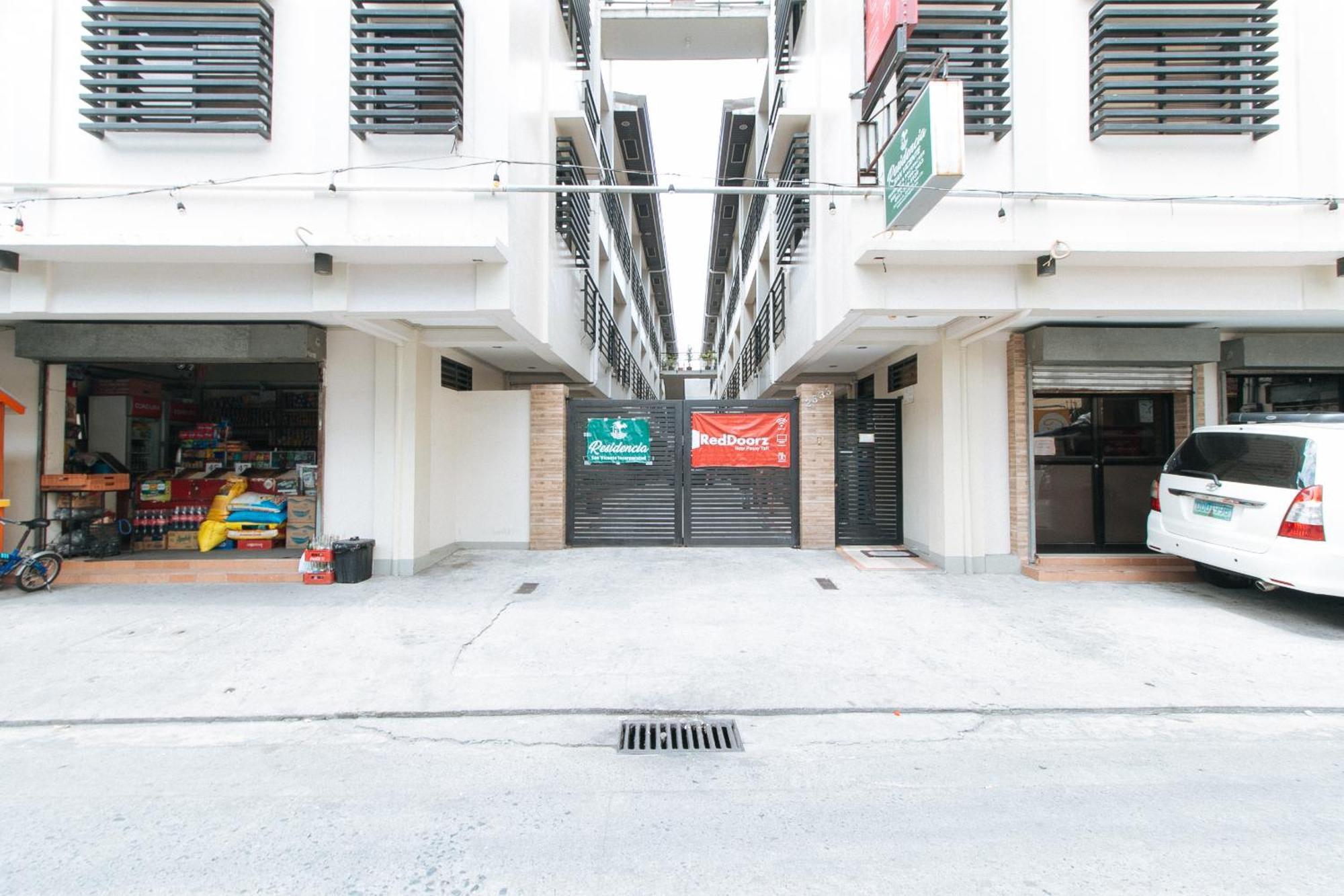 RedDoorz near Pasay Taft Otel Dış mekan fotoğraf