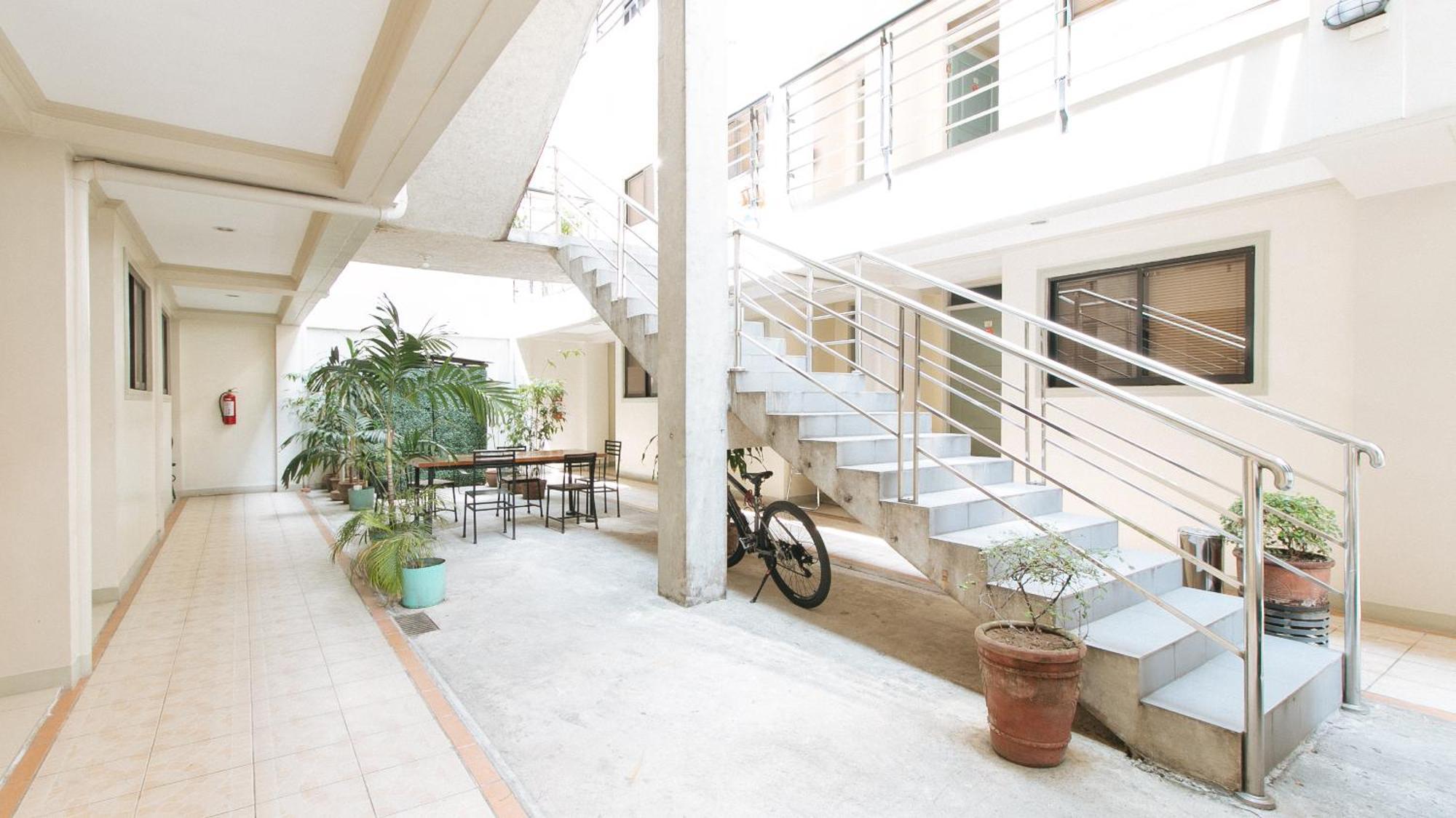 RedDoorz near Pasay Taft Otel Dış mekan fotoğraf