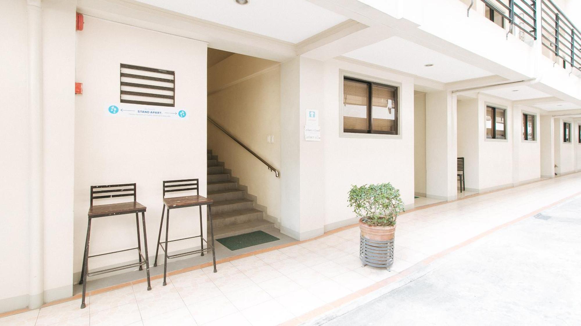 RedDoorz near Pasay Taft Otel Dış mekan fotoğraf